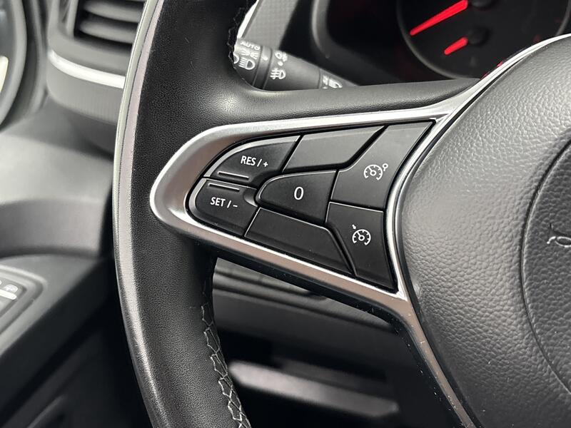 Nissan Primastar vaihtoauto