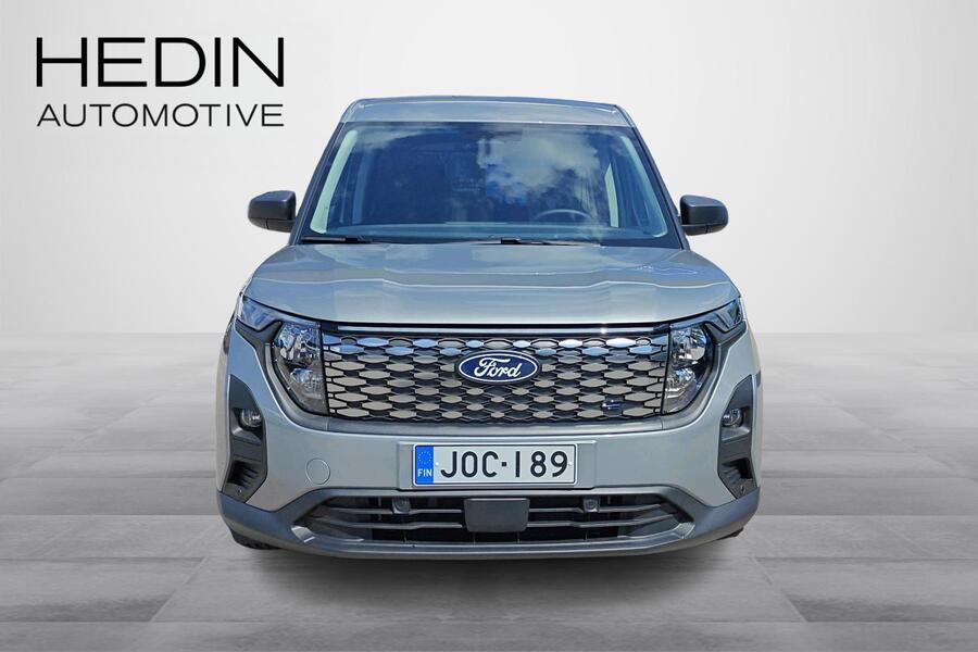Ford Tourneo Courier vaihtoauto