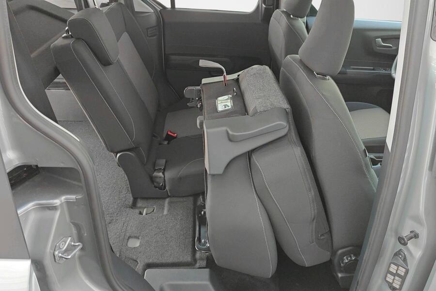 Ford Tourneo Courier vaihtoauto