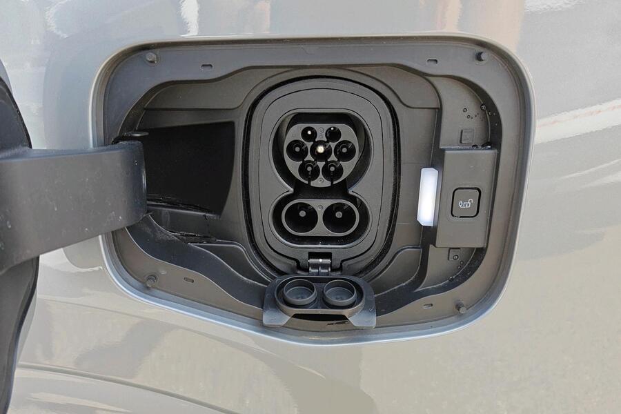 Ford Tourneo Courier vaihtoauto