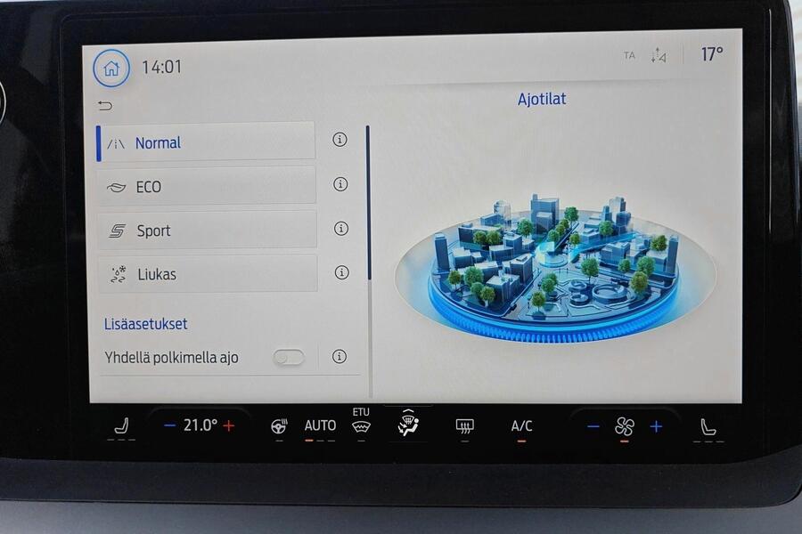 Ford Tourneo Courier vaihtoauto