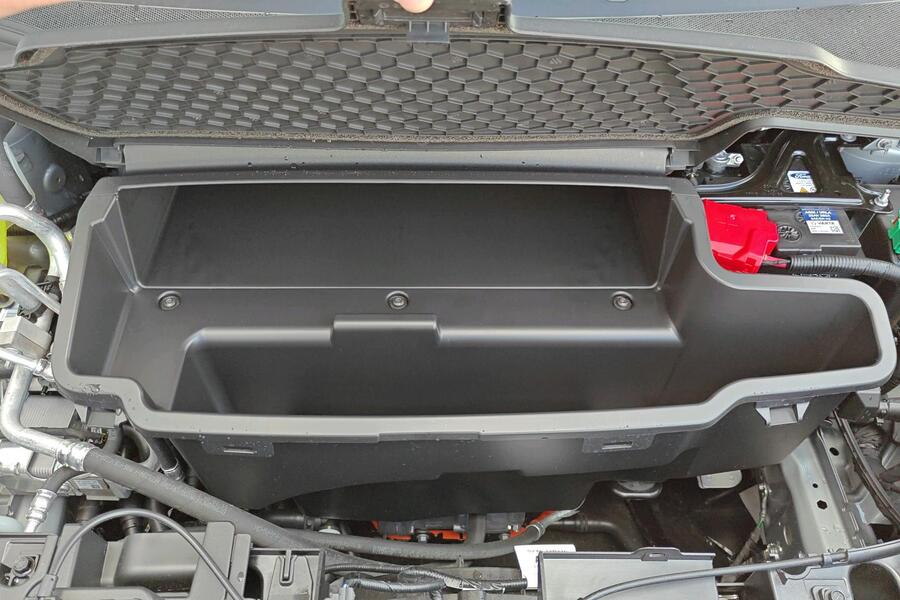 Ford Tourneo Courier vaihtoauto