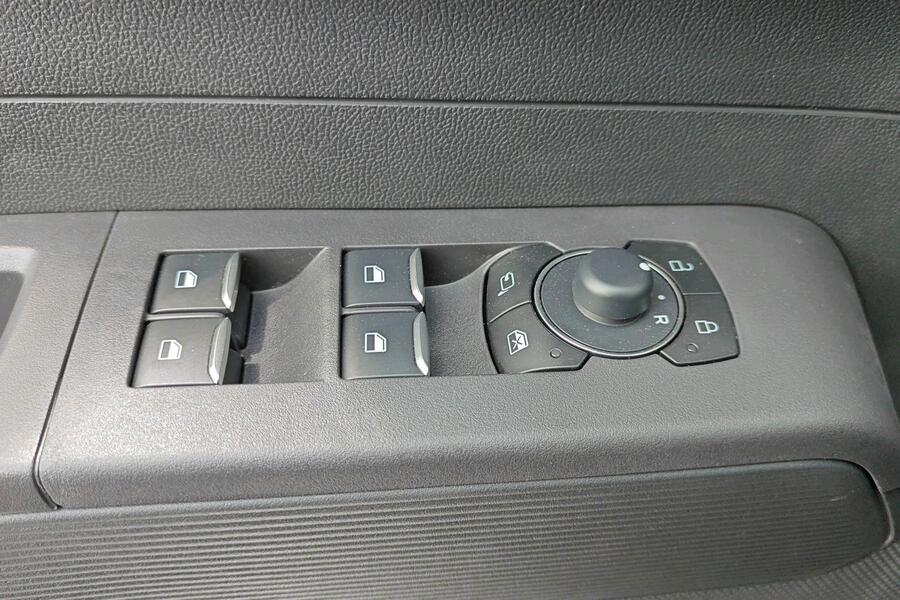 Ford Tourneo Courier vaihtoauto