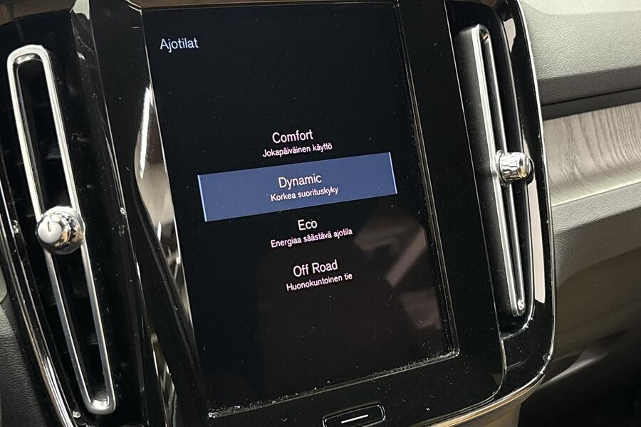 Volvo XC40 vaihtoauto