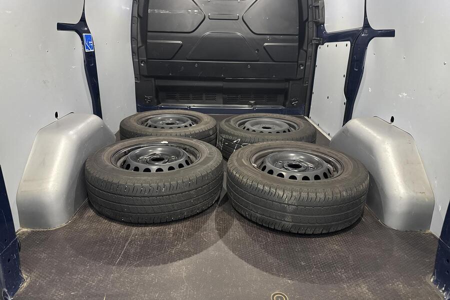 Ford Transit Custom vaihtoauto