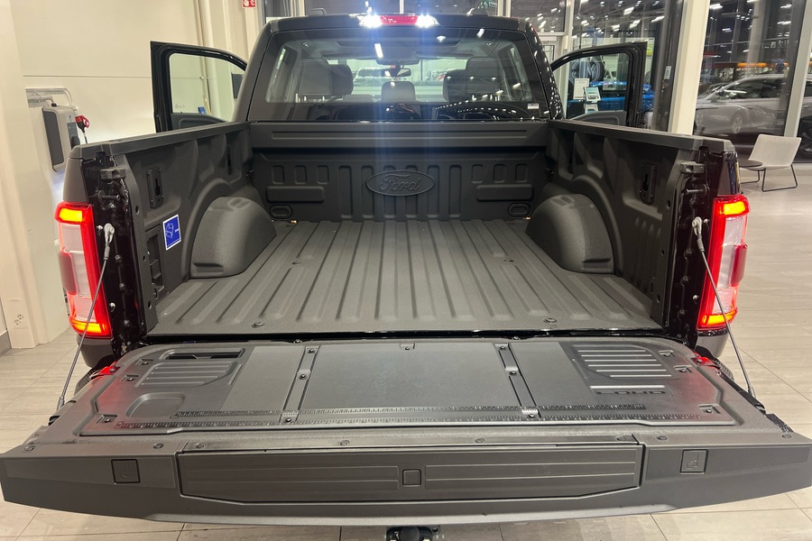 Ford F150 vaihtoauto