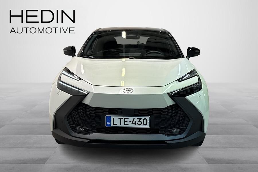 Toyota C-HR vaihtoauto