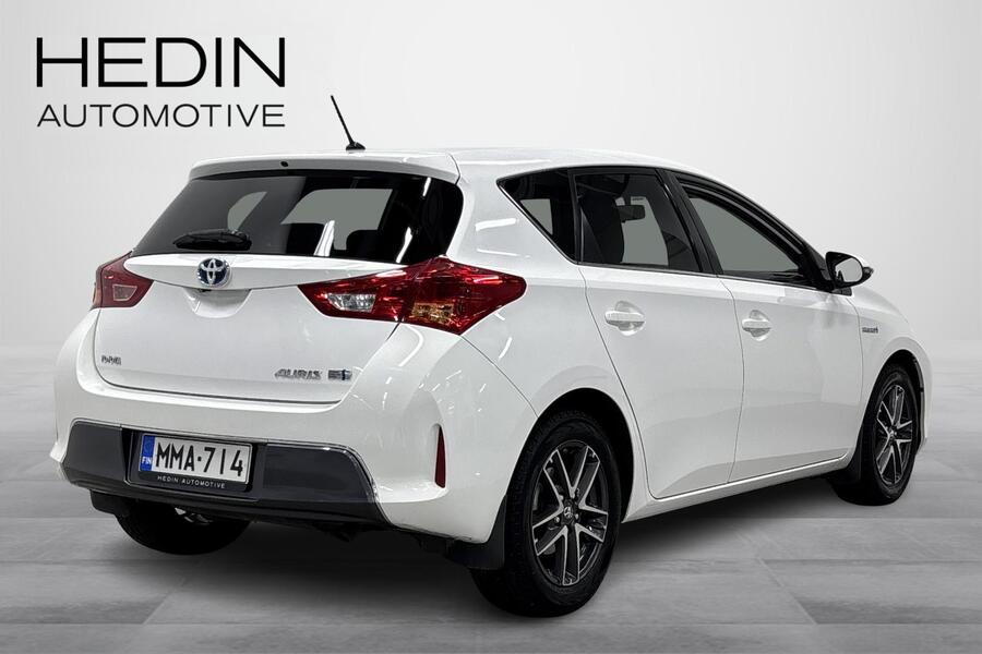 Toyota Auris vaihtoauto