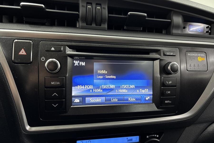 Toyota Auris vaihtoauto