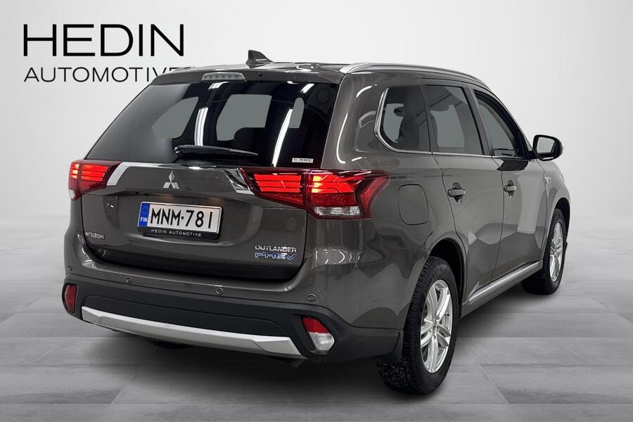Mitsubishi Outlander PHEV vaihtoauto