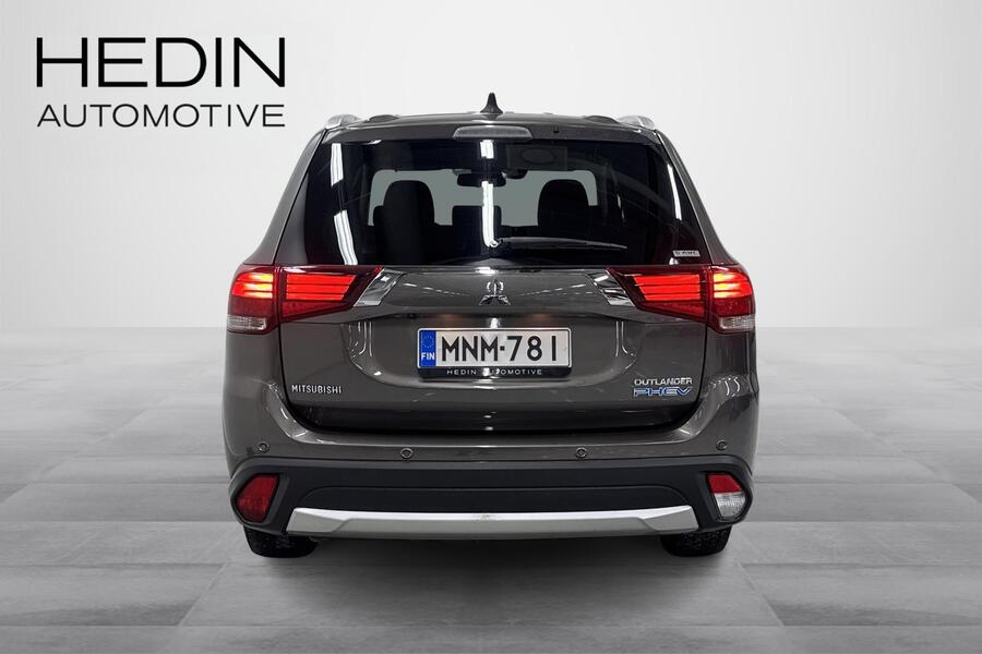 Mitsubishi Outlander PHEV vaihtoauto