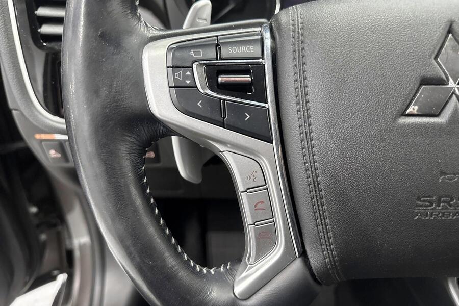 Mitsubishi Outlander PHEV vaihtoauto