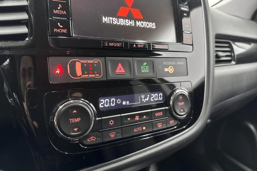 Mitsubishi Outlander PHEV vaihtoauto