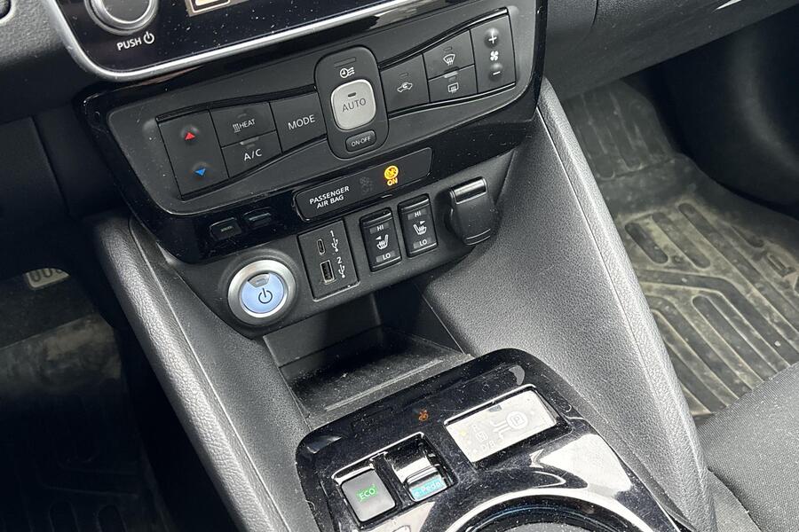 Nissan Leaf vaihtoauto