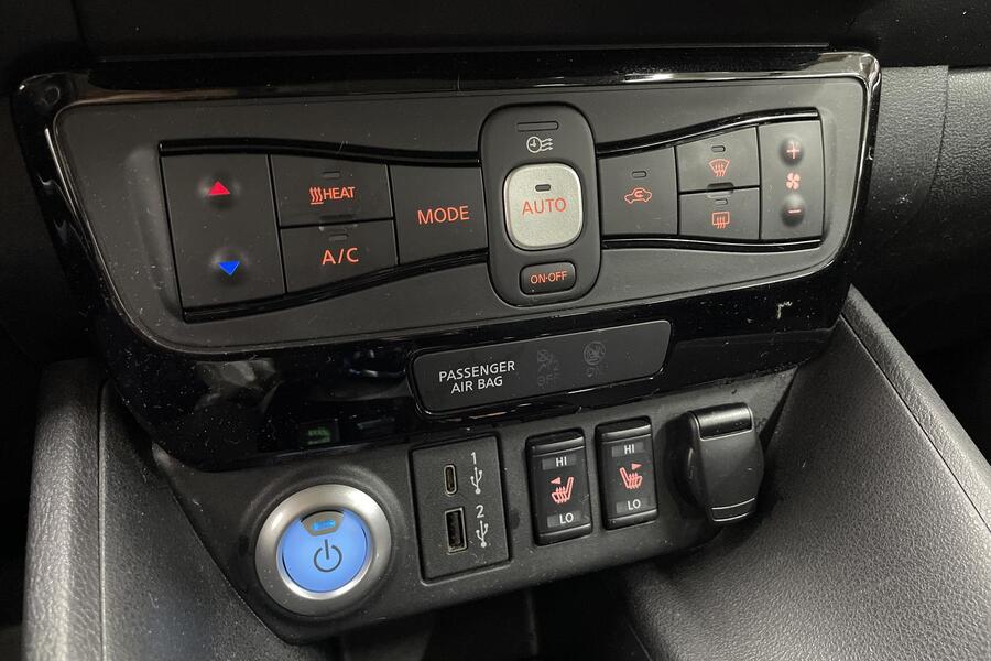 Nissan Leaf vaihtoauto