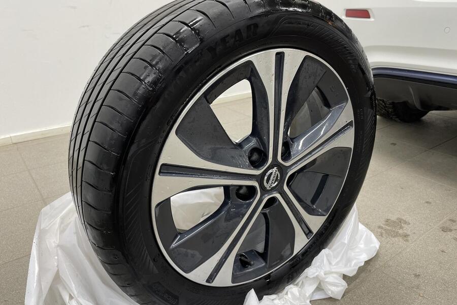 Nissan Leaf vaihtoauto