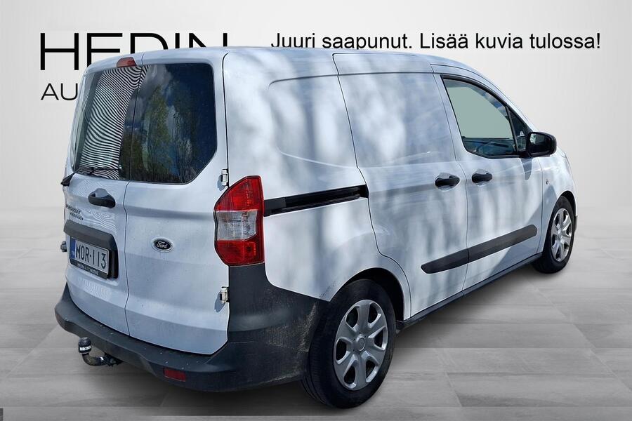 Ford Transit Courier vaihtoauto