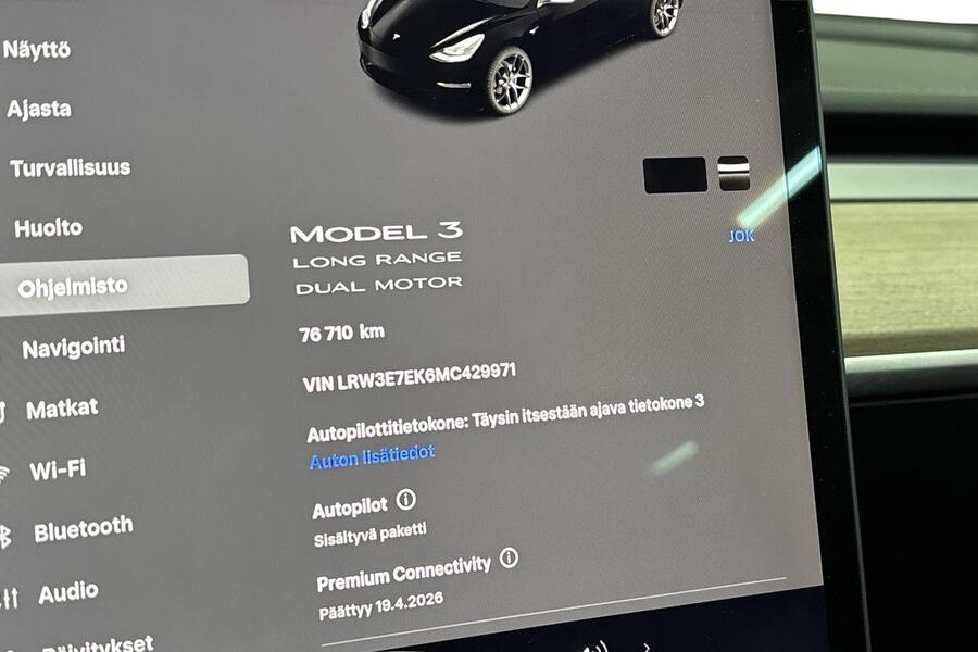 Tesla Model 3 vaihtoauto