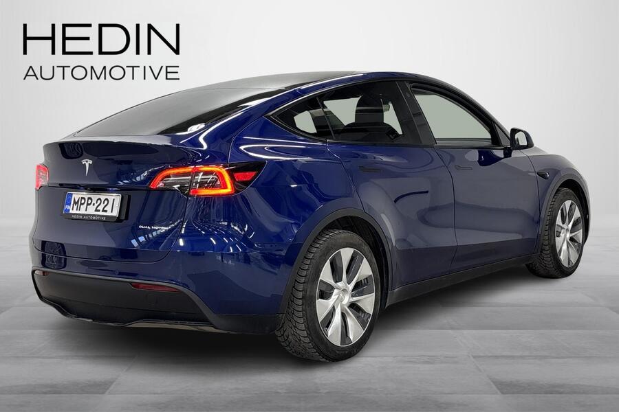 Tesla Model Y vaihtoauto