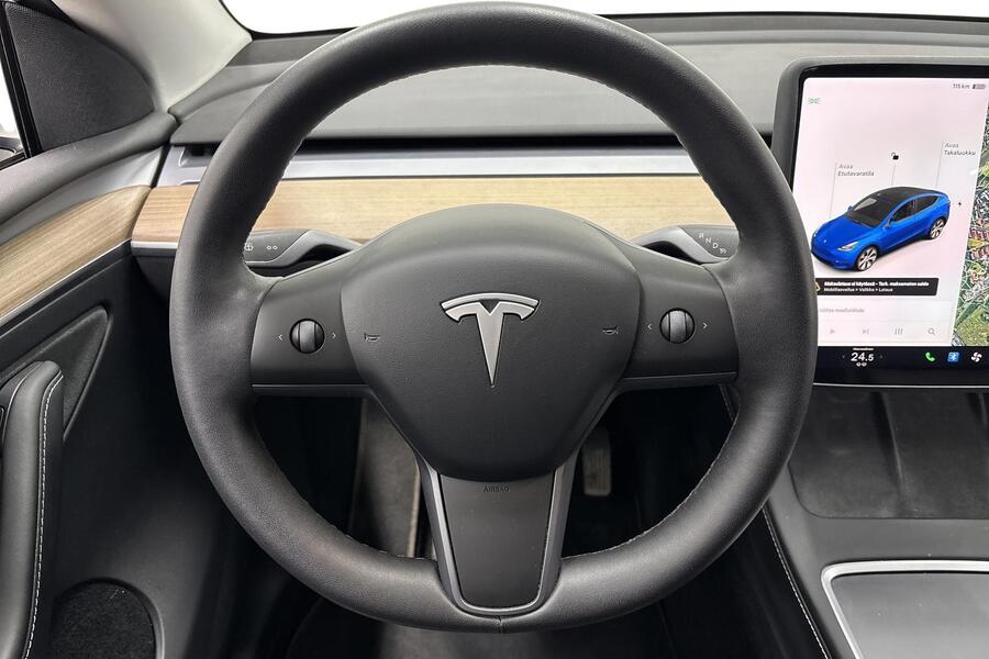 Tesla Model Y vaihtoauto