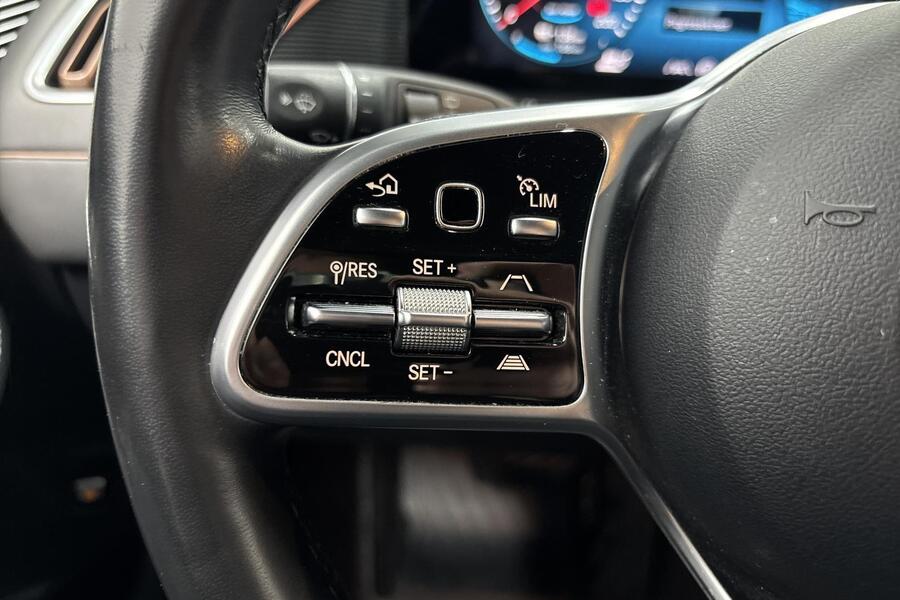 Mercedes-Benz EQC vaihtoauto