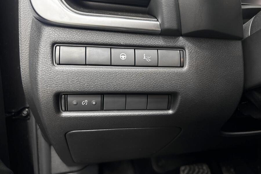 Nissan X-Trail vaihtoauto