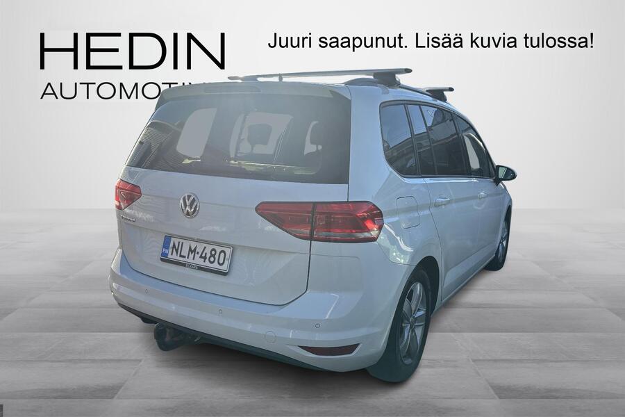 Volkswagen Touran vaihtoauto