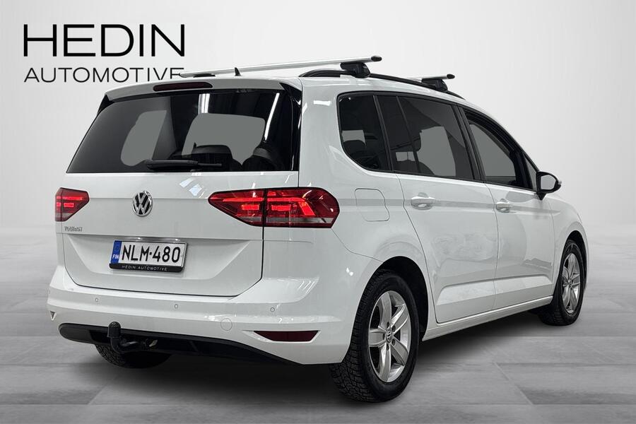 Volkswagen Touran vaihtoauto