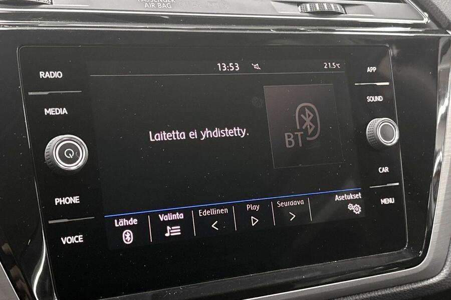 Volkswagen Touran vaihtoauto