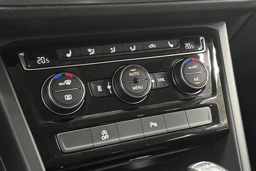 Volkswagen Touran vaihtoauto