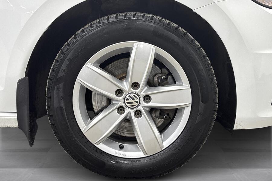 Volkswagen Touran vaihtoauto