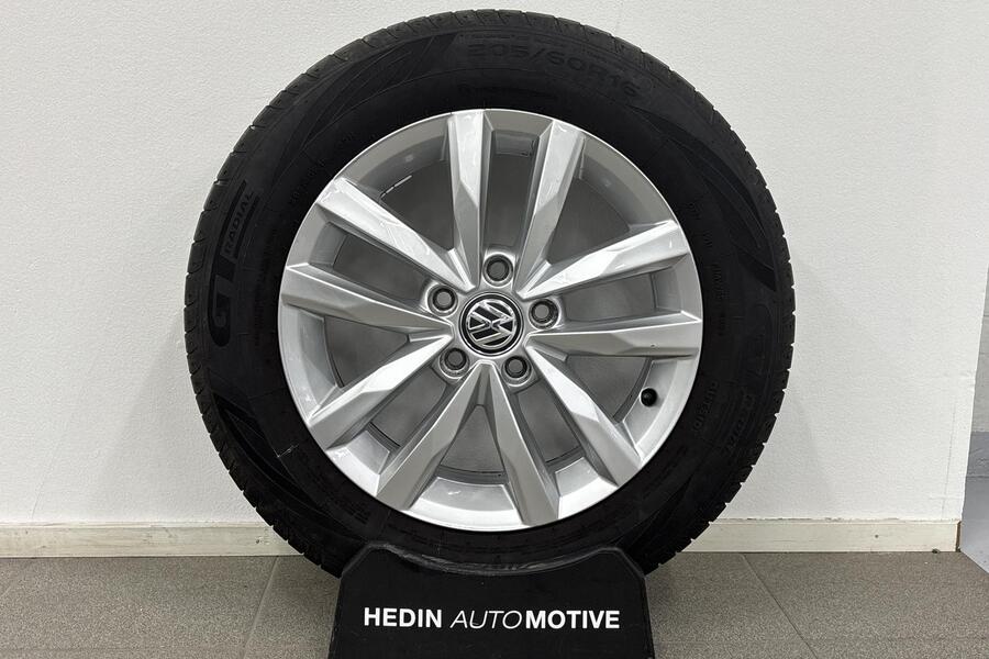 Volkswagen Touran vaihtoauto