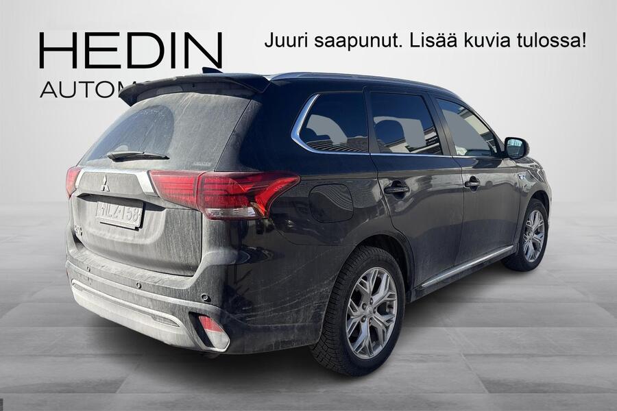 Mitsubishi Outlander PHEV vaihtoauto