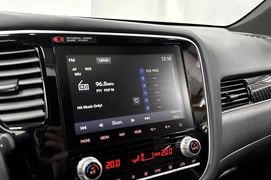 Mitsubishi Outlander PHEV vaihtoauto