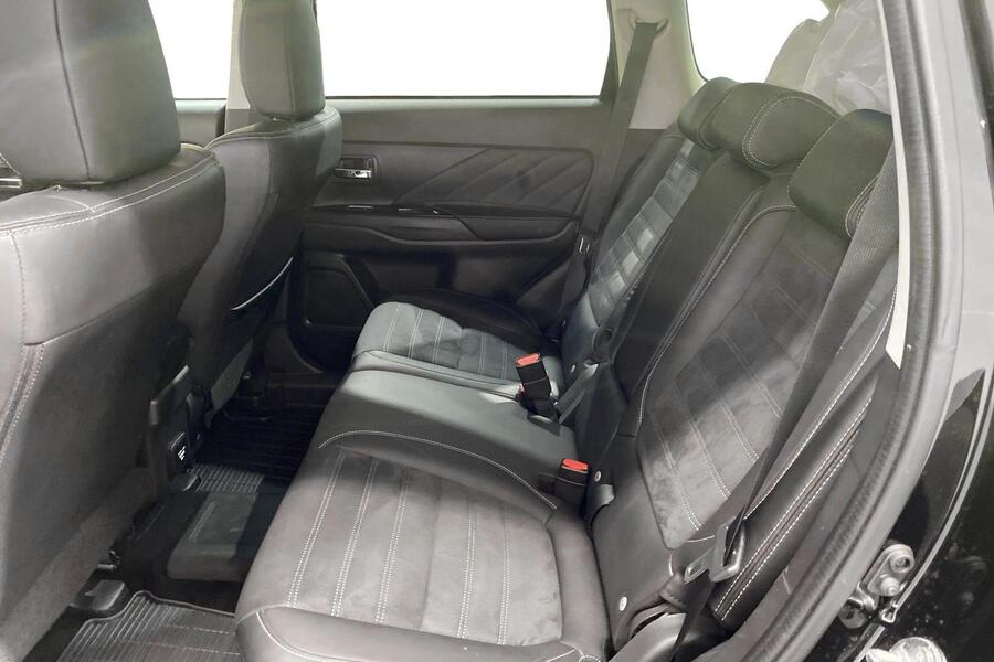Mitsubishi Outlander PHEV vaihtoauto