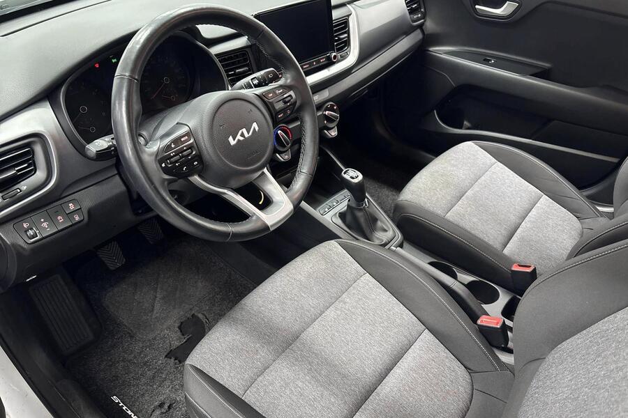 Kia Stonic vaihtoauto