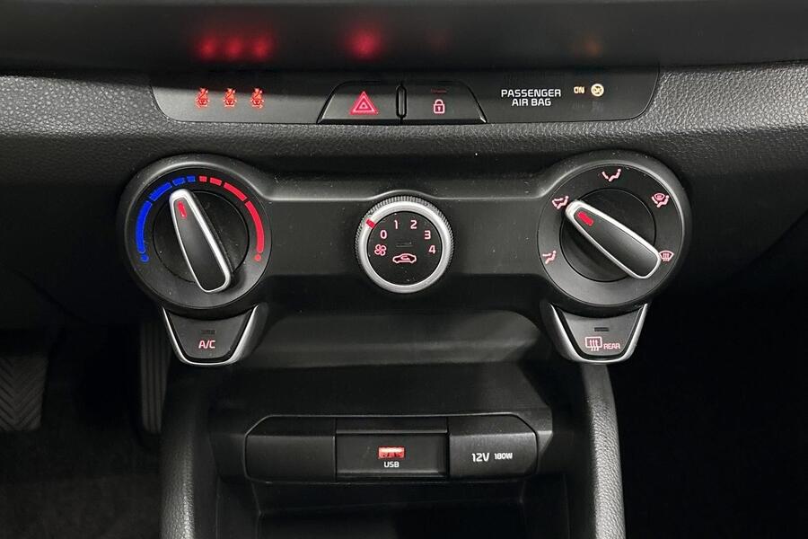 Kia Stonic vaihtoauto