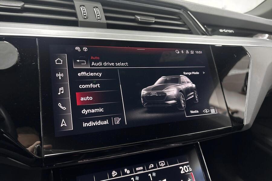 Audi Q8 e-tron vaihtoauto