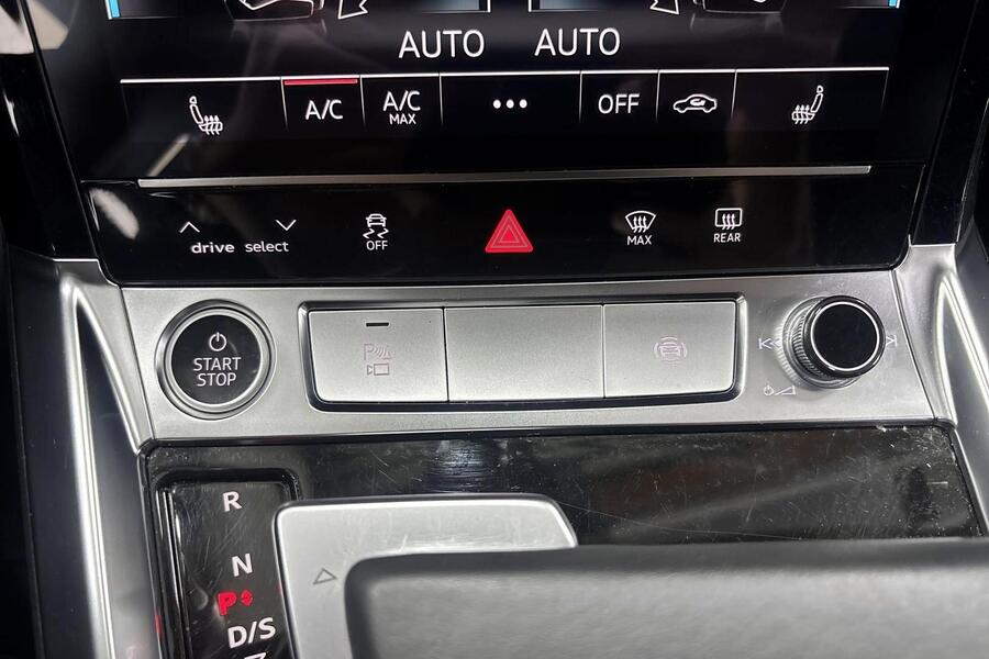Audi Q8 e-tron vaihtoauto