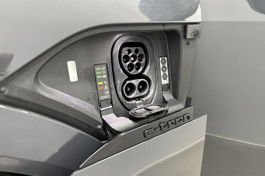 Audi Q8 e-tron vaihtoauto