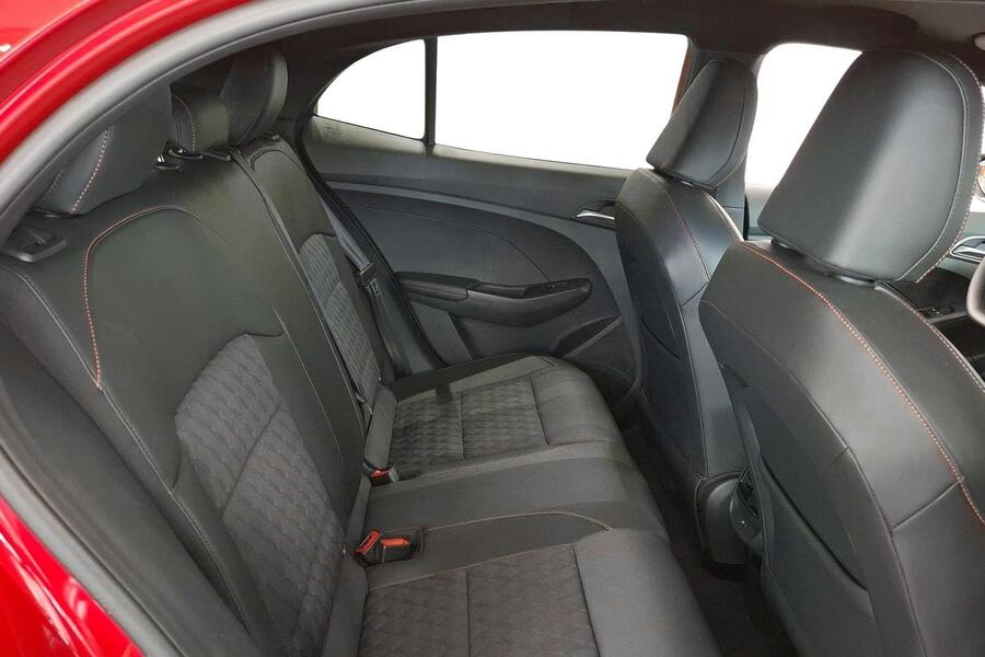 MG MG3 vaihtoauto
