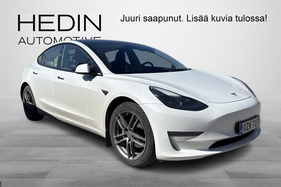 Tesla Model 3 vaihtoauto
