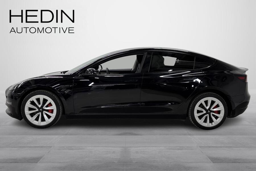 Tesla Model 3 vaihtoauto
