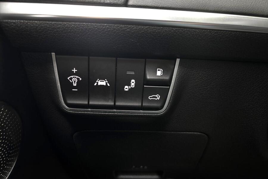 Kia Stinger vaihtoauto