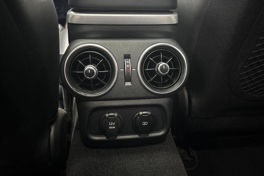 Kia Stinger vaihtoauto