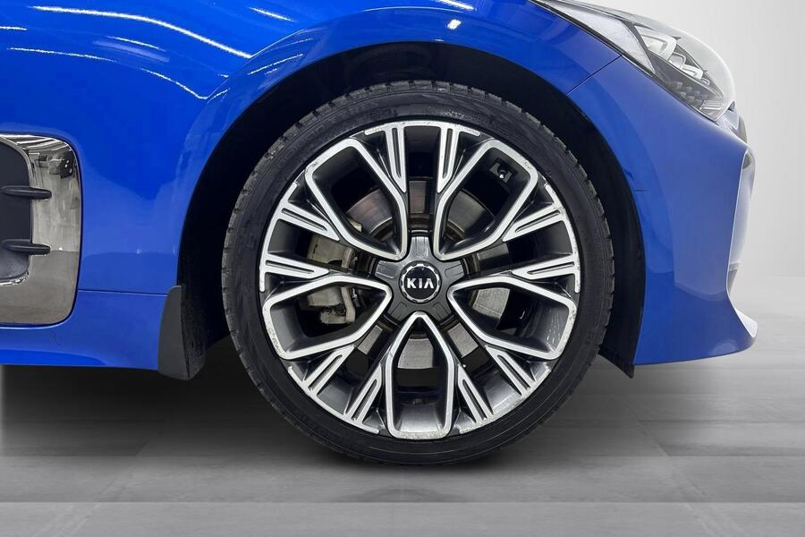 Kia Stinger vaihtoauto