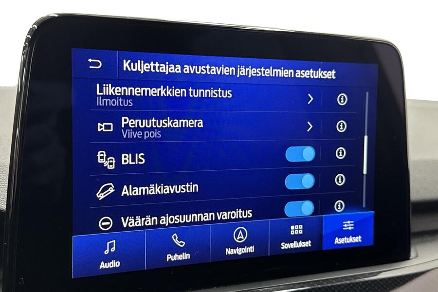 Ford Kuga vaihtoauto