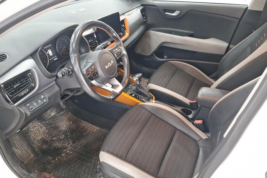 Kia Stonic vaihtoauto