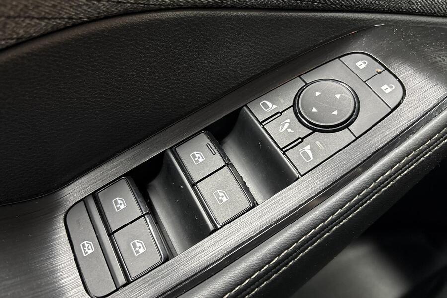 Nissan X-Trail vaihtoauto