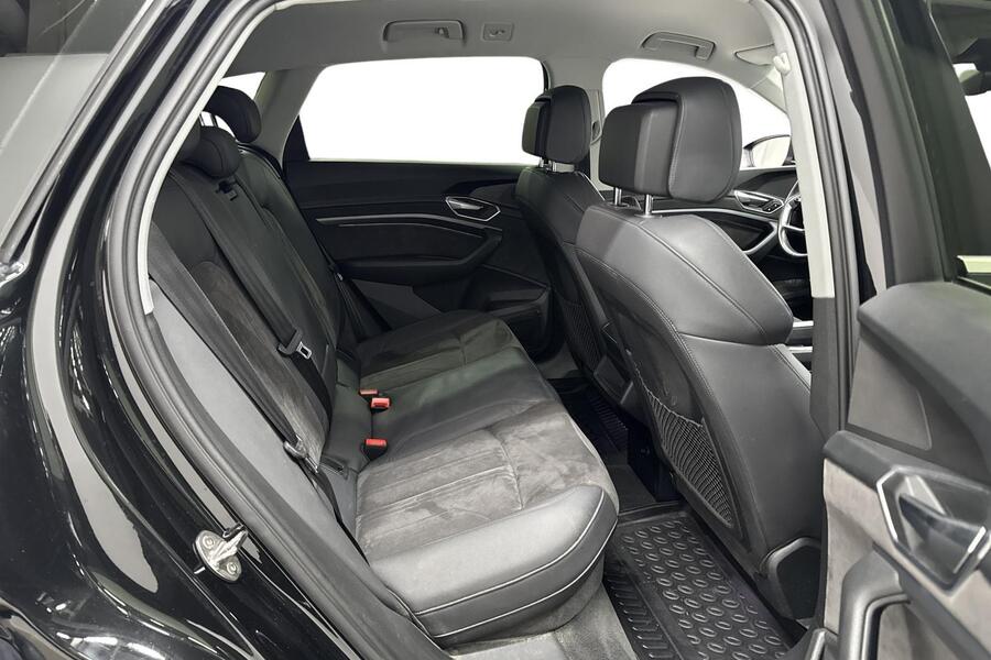 Audi e-tron vaihtoauto